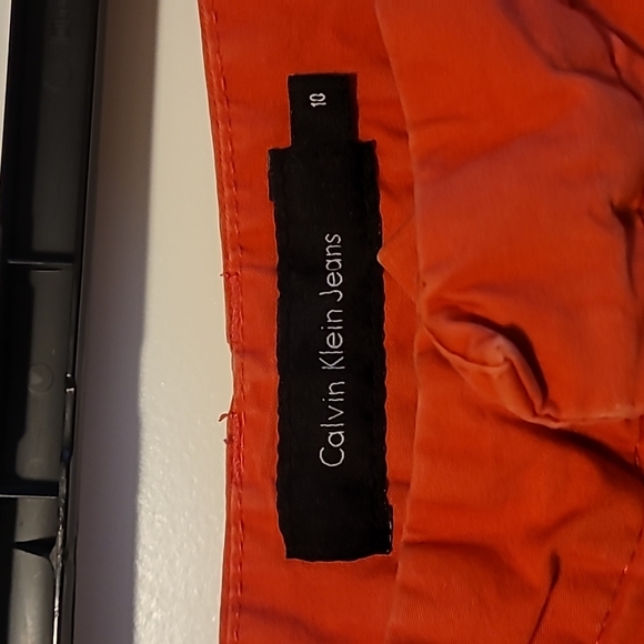 Calvin Klein Shorts - Picture 2 of 3